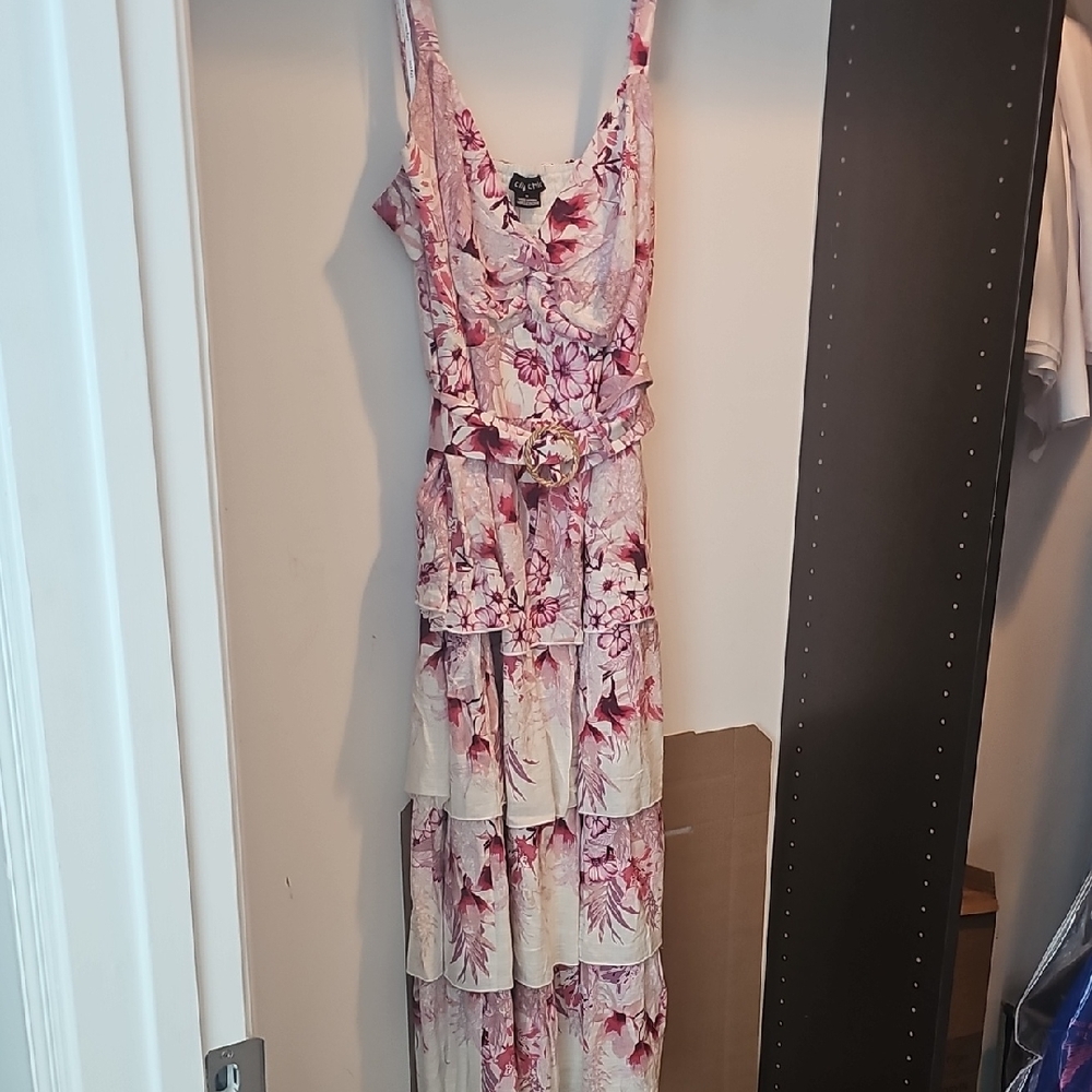 City Chic Pink and Cream Floral Maxi Dress